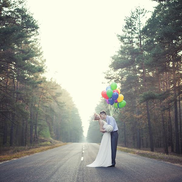 婚礼摄影师Viktor Parfenov（parfionov）。2013 5月26日的照片