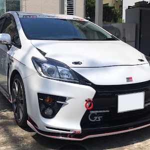 プリウス G's