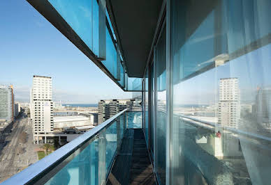 Appartement avec terrasse et piscine 3