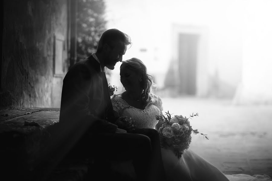 Esküvői fotós Bogdan Silvestru (silvestru). Készítés ideje: március 13.