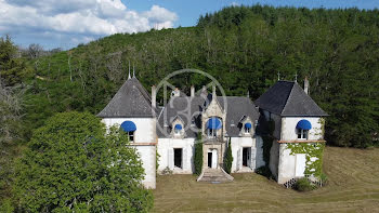 château à Autun (71)