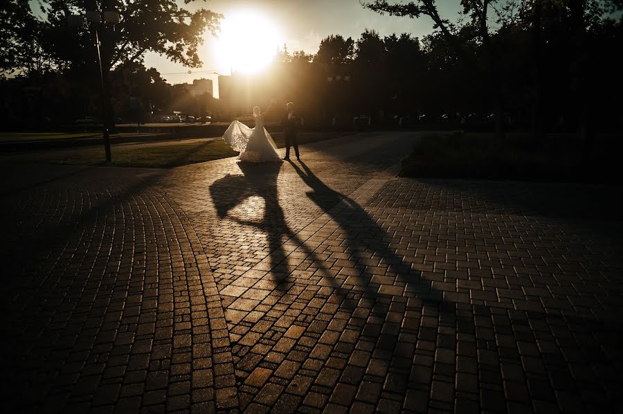 Fotógrafo de casamento Dmitriy Makarchenko (weddmak). Foto de 6 de outubro 2017