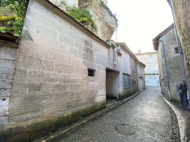 Vente parking  18.5 m² à Bourdeilles (24310), 13 000 €