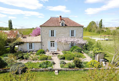 Maison avec piscine 10