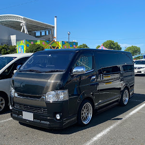 ハイエースバン KDH206V