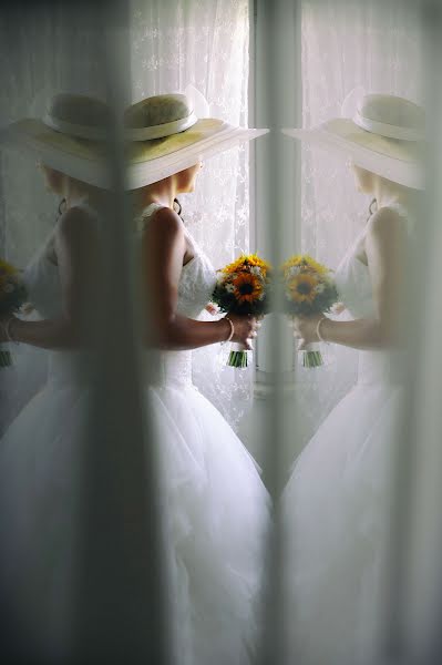 Fotógrafo de casamento Fabrizio Durinzi (fotostudioeidos). Foto de 14 de novembro 2019