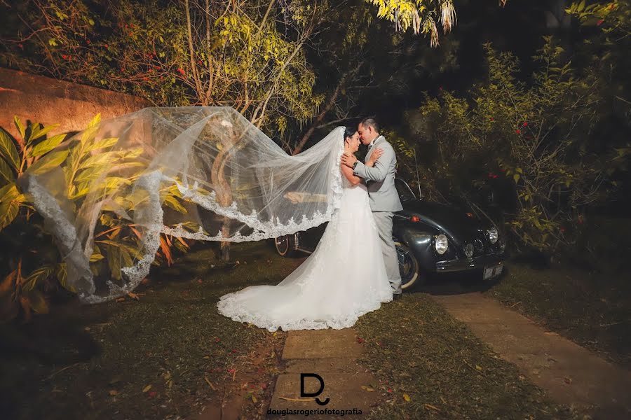 Wedding photographer Douglas Rogerio (douglasrogerio). Photo of 26 June 2021