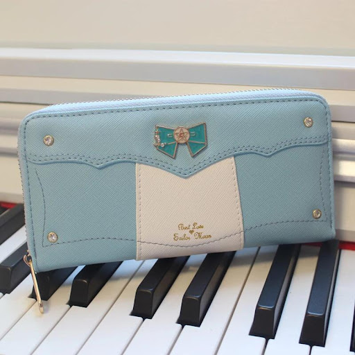 Title 9, Zipper Long Multi-card Pocket Wallet. Large cap...