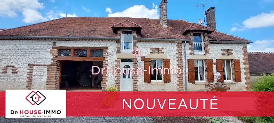 Vente maison 6 pièces 198 m² à Eaux-Puiseaux (10130), 392 000 €