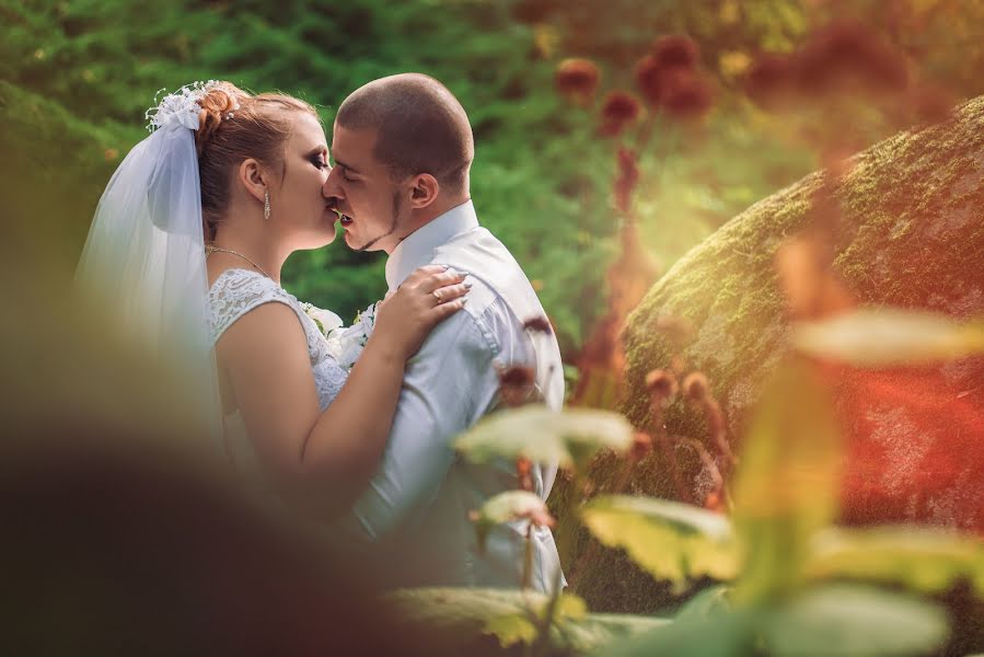 Fotógrafo de bodas Roma Brisov (nabuhikopo). Foto del 18 de enero 2017