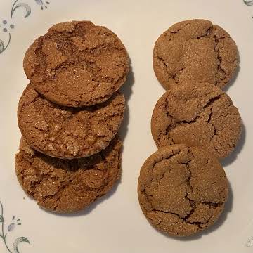 “How Ya Like ‘Em?” Molasses Spice Cookies