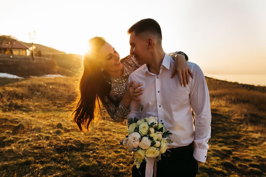 Fotógrafo de casamento Anna Samarskaya (nuta21). Foto de 9 de janeiro 2020