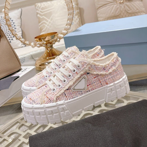 Title 2, Womens Canvas Shoes with Triangular Lace Up fo...