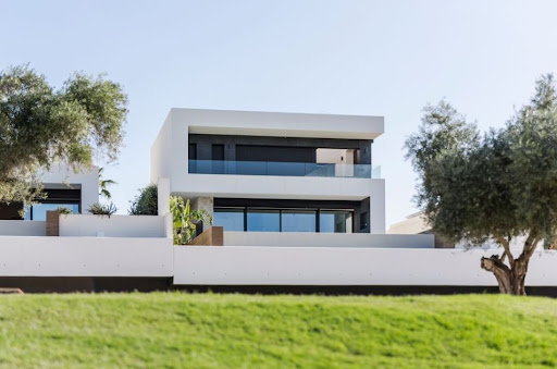 Propriété avec piscine 2