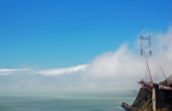 Golden Gate Contrast di marikarossiphotography