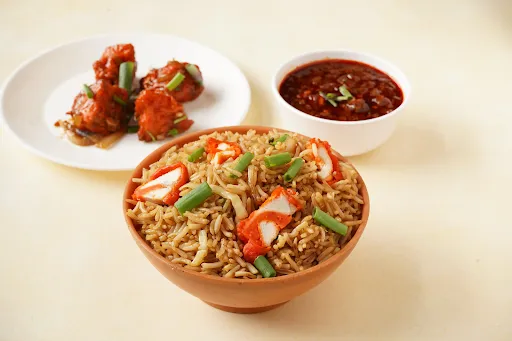 Chicken Manchurian [4 Pieces] With Chicken Fried Rice [Half]