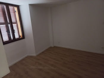 appartement à La Roquebrussanne (83)