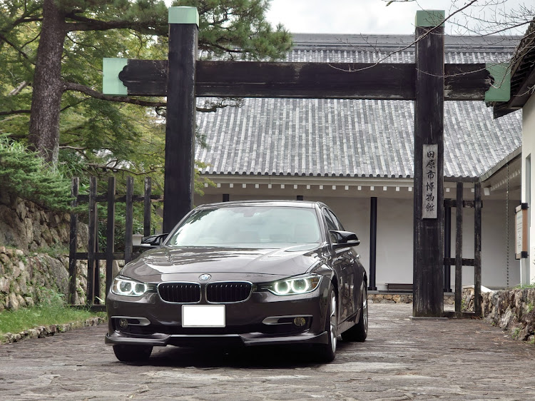 3シリーズ セダンのBMW3シリーズ・BMW G20・車と風景に関するカスタム事例の投稿画像2枚目