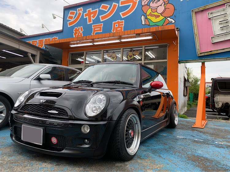 ミニクーパーSのMINI・MINI乗りさんと繋がりたいに関するカスタム事例の投稿画像1枚目
