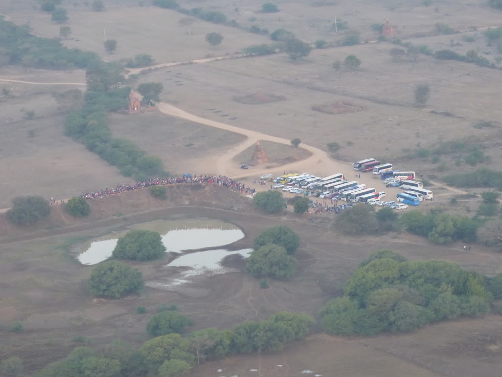 Golden Eagle Ballooning - bagan