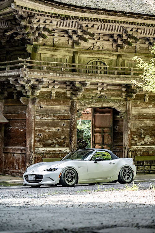 ロードスターのロードスターのある風景・ロードスター ・和と愛車・振り返り投稿に関するカスタム事例の投稿画像1枚目
