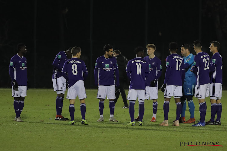 Anderlecht-beloften blijven aan de leiding na late winst tegen Racing Genk