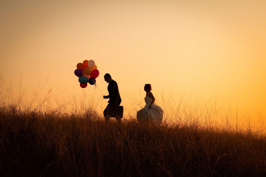 Fotografo di matrimoni Robert Petrovic (robertpetrovic). Foto del 31 maggio 2019