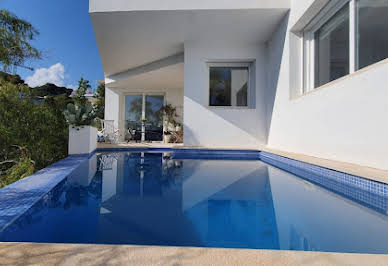 Property with pool 5