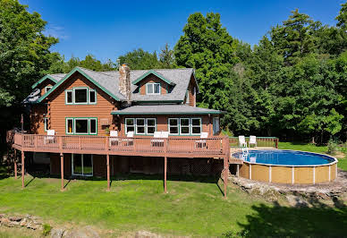 House with pool and garden 5