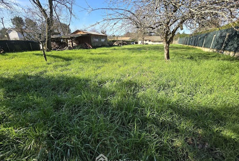  Vente Terrain à bâtir - à Le Pian-Médoc (33290) 