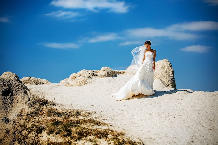 Fotógrafo de bodas Artem Kolomiec (colomba). Foto del 27 de agosto 2017