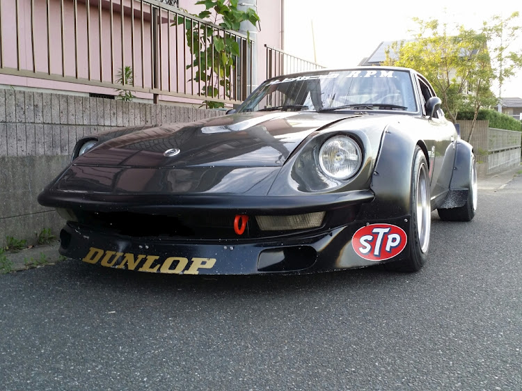 フェアレディZのストリートバトル・ガスチャージ・二見ヶ浦・皆ガン見のS30Z・サンダル運転駄目だろうに関するカスタム事例の投稿画像9枚目