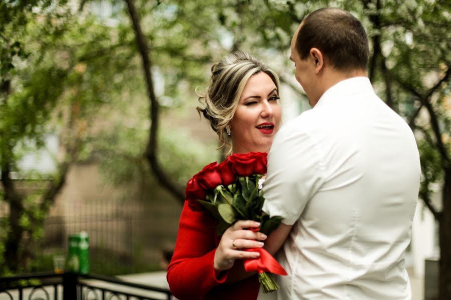 Fotógrafo de casamento Ekaterina Nikitina (nikitinae). Foto de 27 de junho 2017