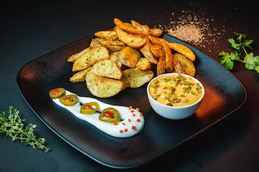 Potato Wedges With Jalapeno Dip