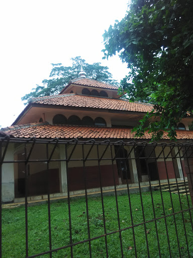 Nurul Yaqin Mosque