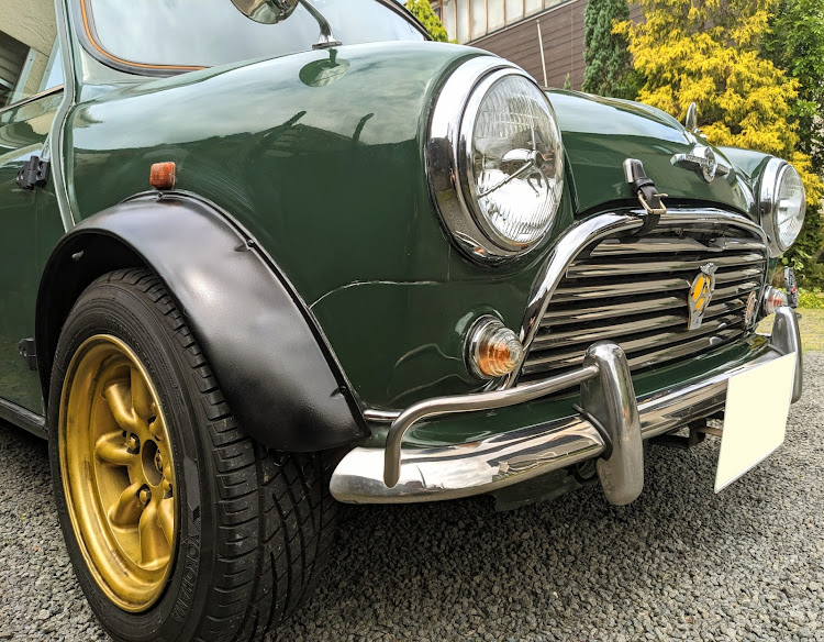 ミニクーパー1.3のワックス洗車・天気いいですね‥🎵・交通安全運動明日までに関するカスタム事例の投稿画像3枚目