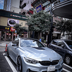 M4 クーペ F82