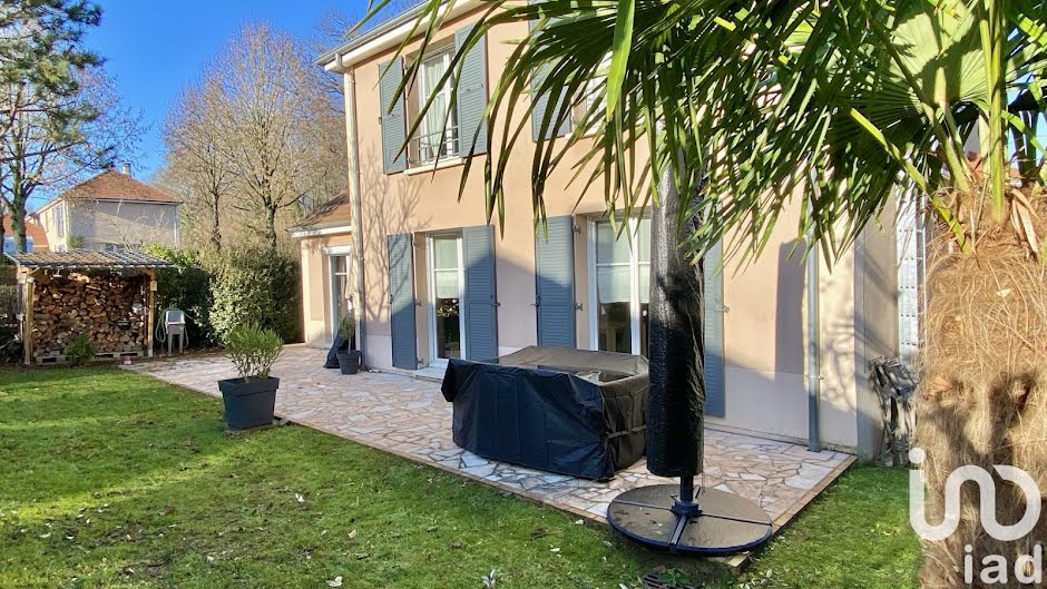 Vente maison 7 pièces 193 m² à Magny-le-Hongre (77700), 780 000 €