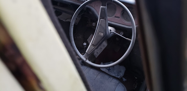 車狂♪︎さんが投稿した草ヒロ愛好会に関するカスタム事例の投稿画像11枚目