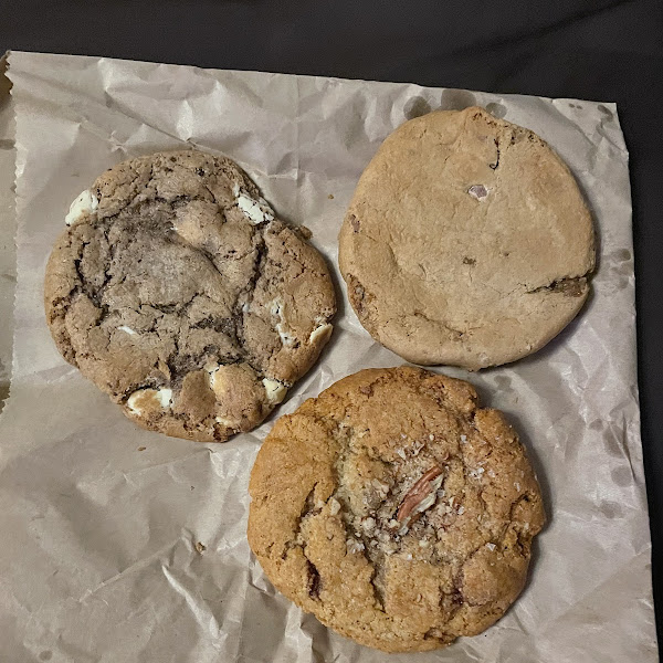 cookies and cream cookie , crunchie cookie and pecan and salted caramel cookie