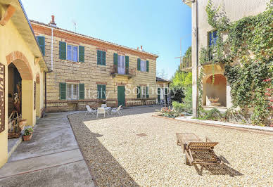 Villa with garden and terrace 3