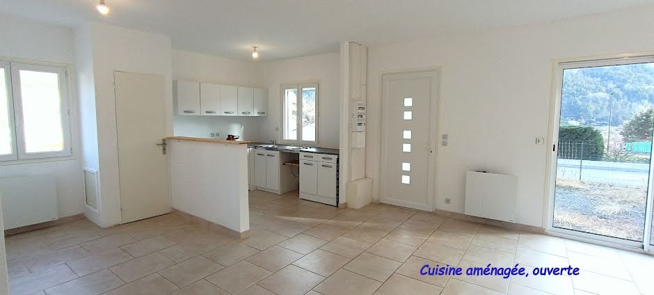 Vente maison 3 pièces 67.5 m² à Annot (04240), 205 300 €