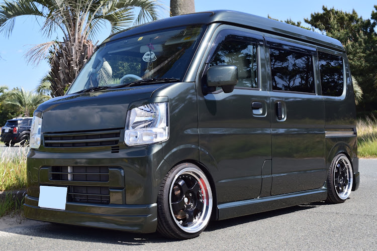 エブリイバンのApi(16)@Lowcul.さんが投稿したカスタム事例の投稿画像1枚目