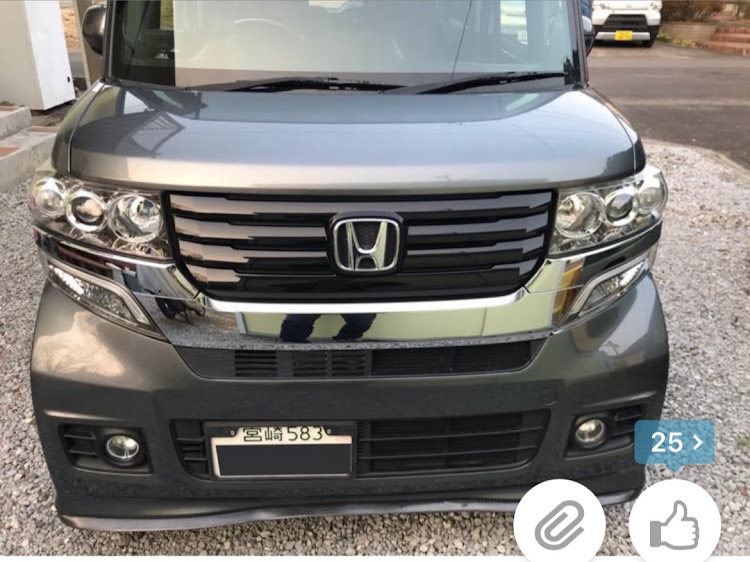 Nボックスカスタムの新年初カスタム・嫁さんの車・嫁車いじり・グリル塗装に関するカスタム事例の投稿画像3枚目