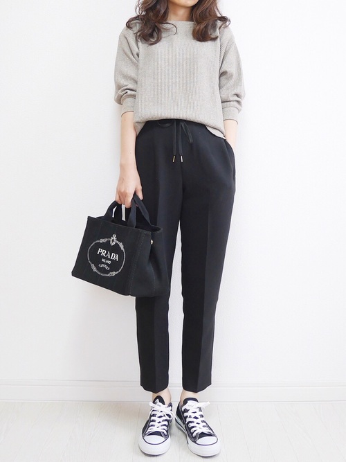 ユニクロ ワッフルt 7分袖 コーデ選 キレイもクールも秋はこれ1枚でok Trill トリル