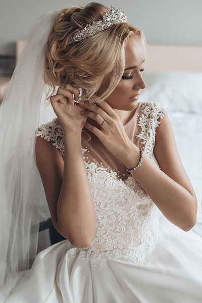 Wedding photographer Viktoriya Kovrigina (vikakovrigina). Photo of 12 September 2017