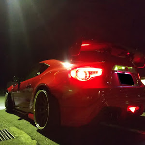 86 ZN6