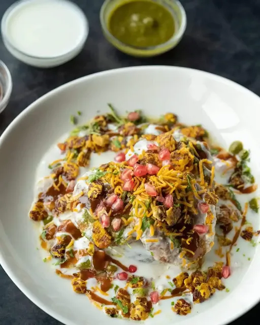 Aloo Tikki Chaat