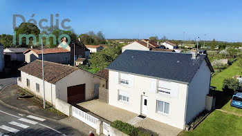 maison à Chapelle-Viviers (86)