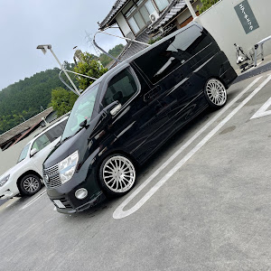 エルグランド E51